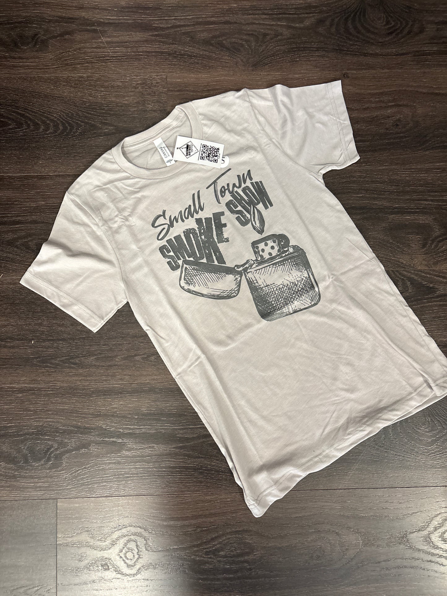 Small Town Smoke Show Graphic Tee – Unisex Heather Cool Grey T-Shirt