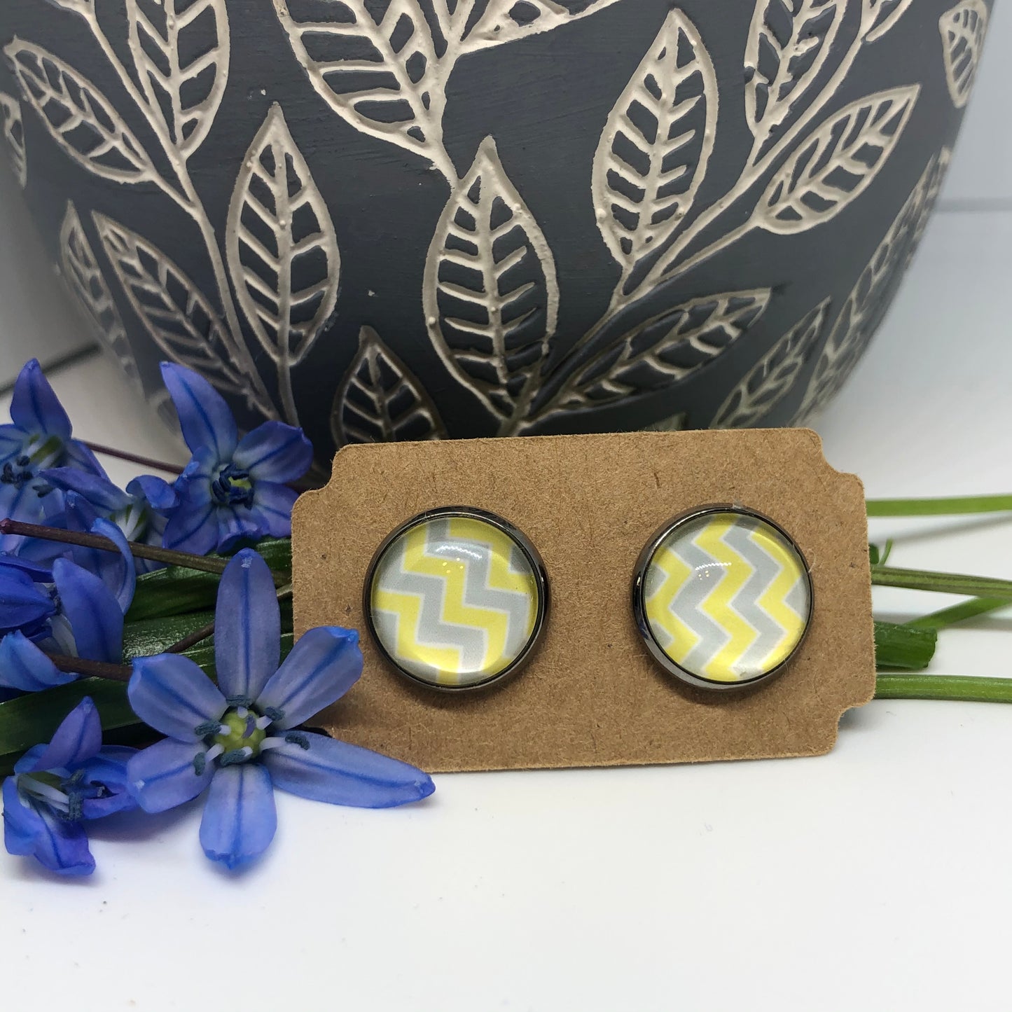 Druzy Stud Earrings - Yellow & Grey Chevron - Last One - OneSize