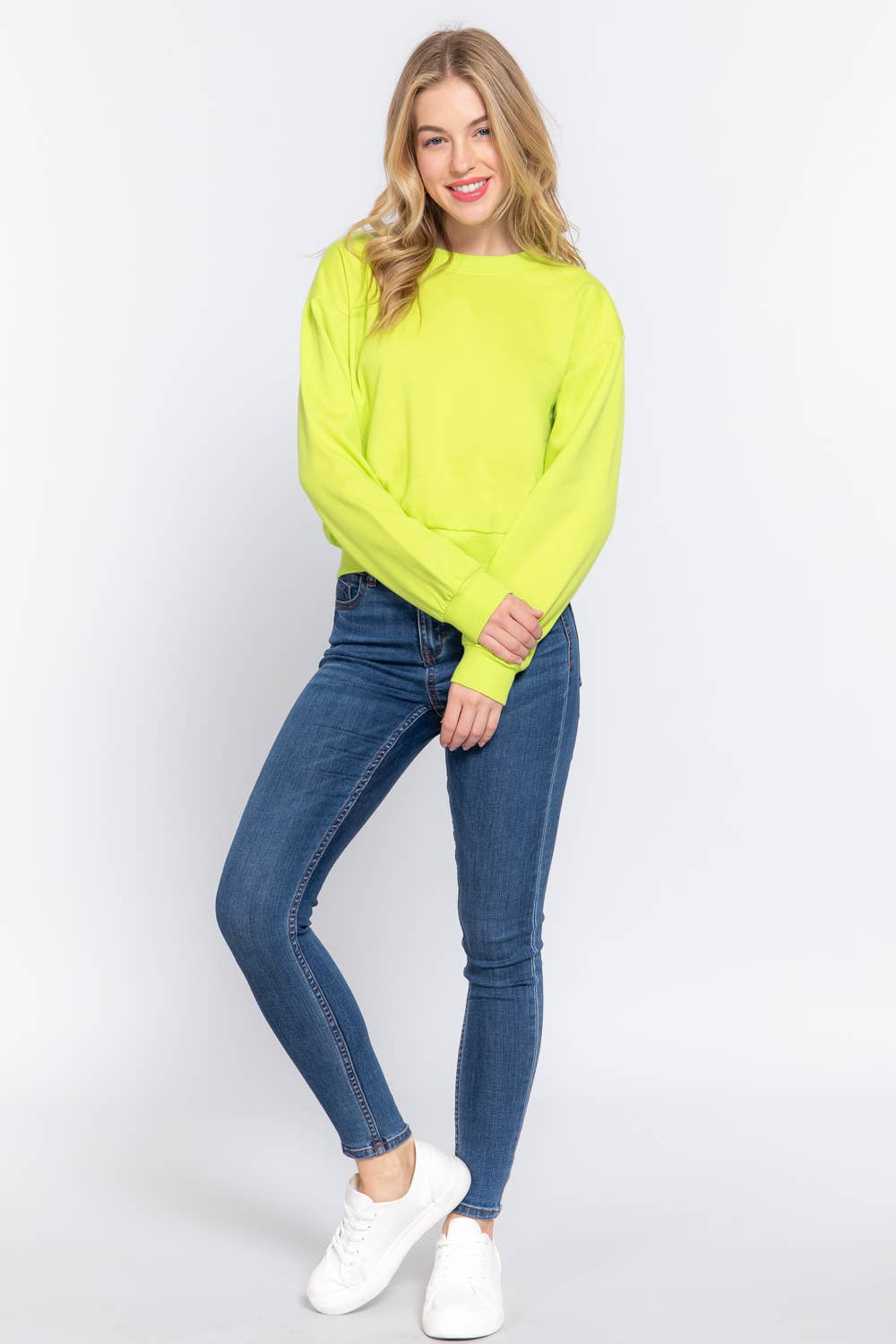 Long Sleeve Round Neck Crop Sweatshirt - Lime