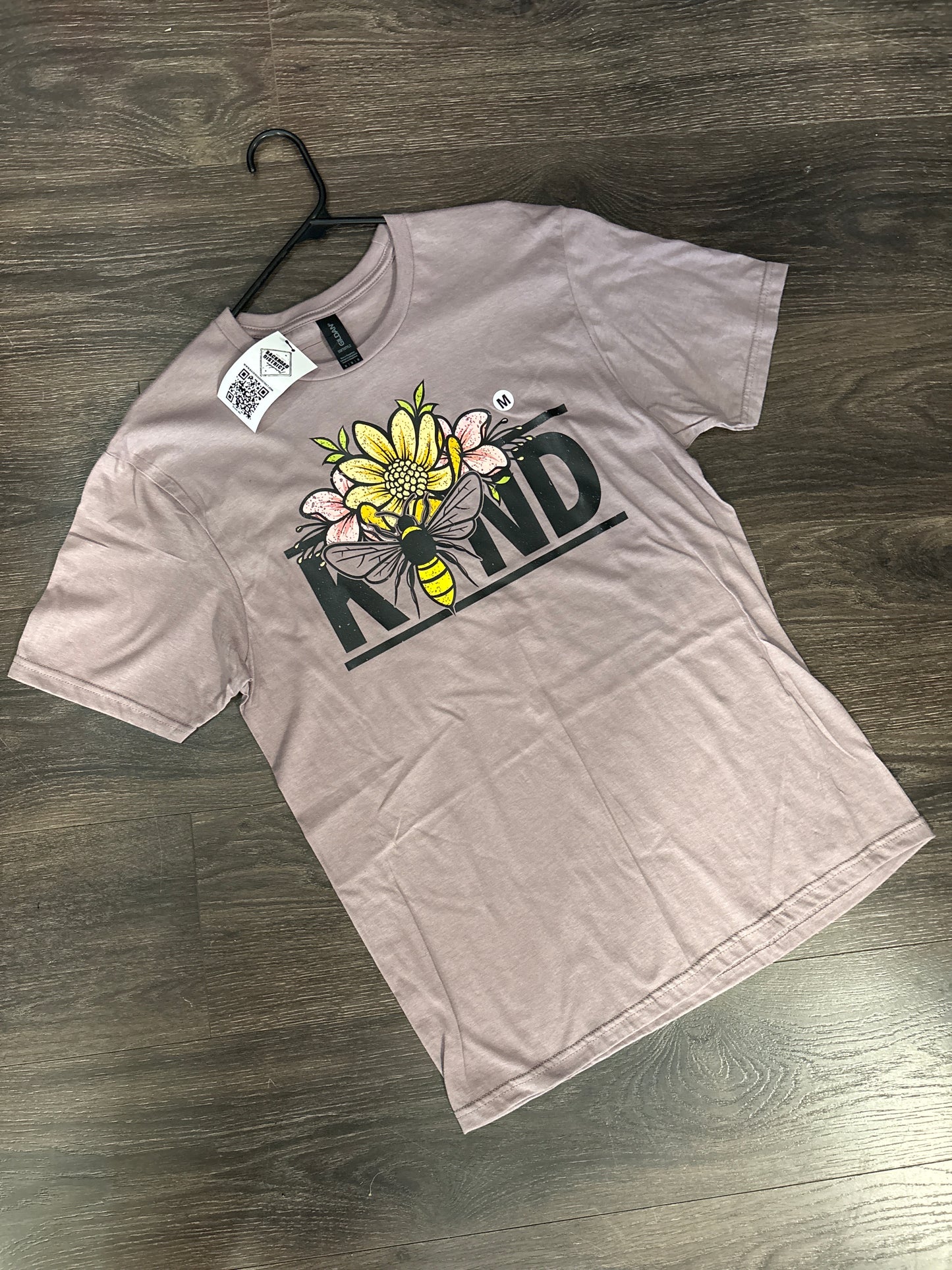 Be Kind Graphic Tee
