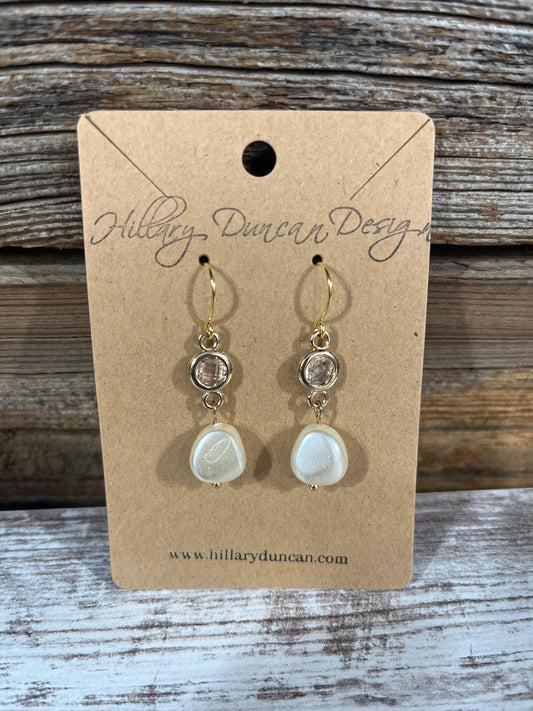 Faux Pearl Dangle Earring