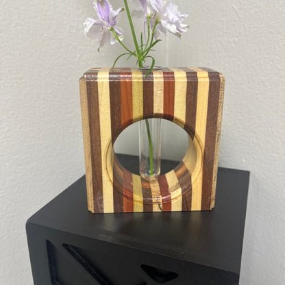 Vase 01 | Samek Carpentry | The Corner Collective