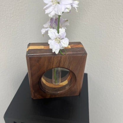 Vase 02 | Samek Carpentry | The Corner Collective