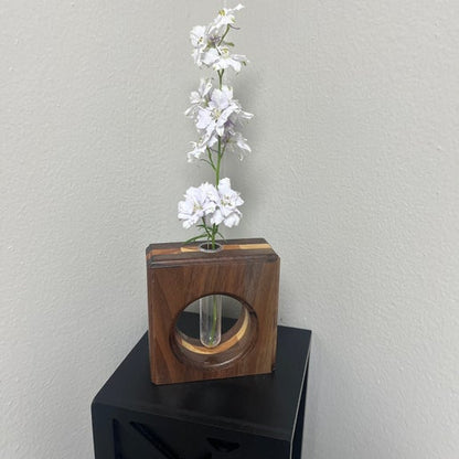 Vase 02 | Samek Carpentry | The Corner Collective