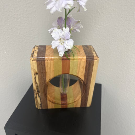 Vase 03 | Samek Carpentry | The Corner Collective