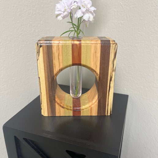 Vase 03 | Samek Carpentry | The Corner Collective