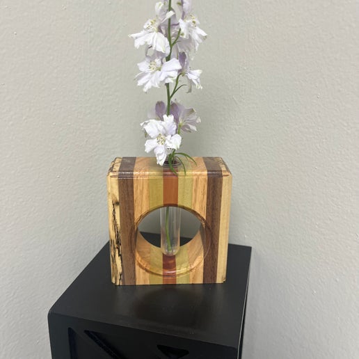 Vase 03 | Samek Carpentry | The Corner Collective