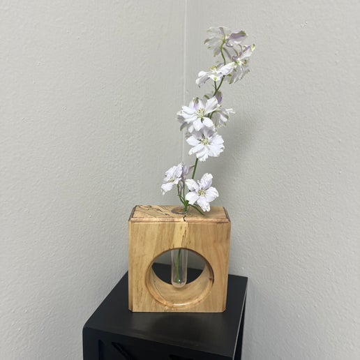 Vase 05 | Samek Carpentry | The Corner Collective