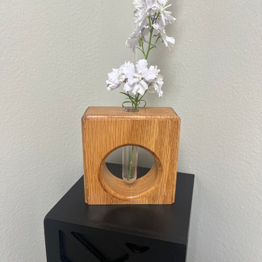 Vase 06 | Samek Carpentry | The Corner Collective