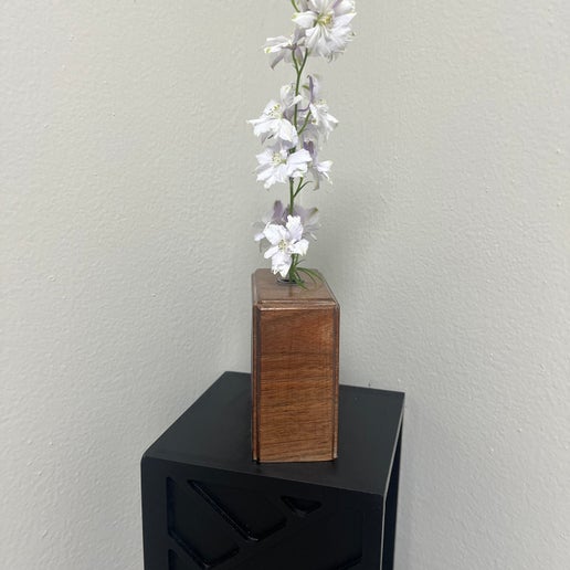 Vase 07 | Samek Carpentry | The Corner Collective