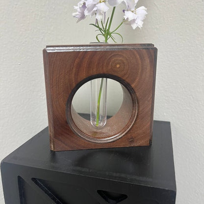 Vase 07 | Samek Carpentry | The Corner Collective