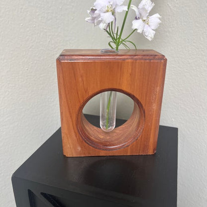 Vase 08 | Samek Carpentry | The Corner Collective