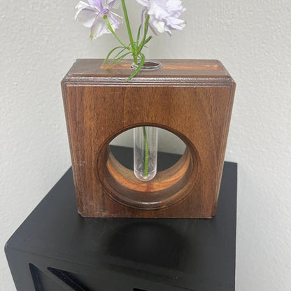 Vase 09 | Samek Carpentry | The Corner Collective