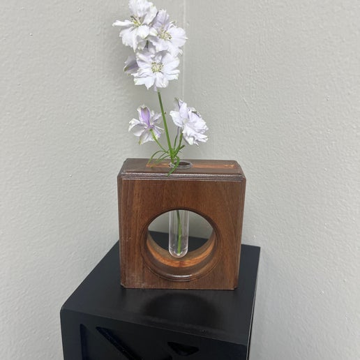 Vase 09 | Samek Carpentry | The Corner Collective