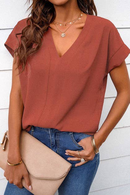 V‑Neck short bat sleeve loose top – rust casual women’s blouse - Close Up