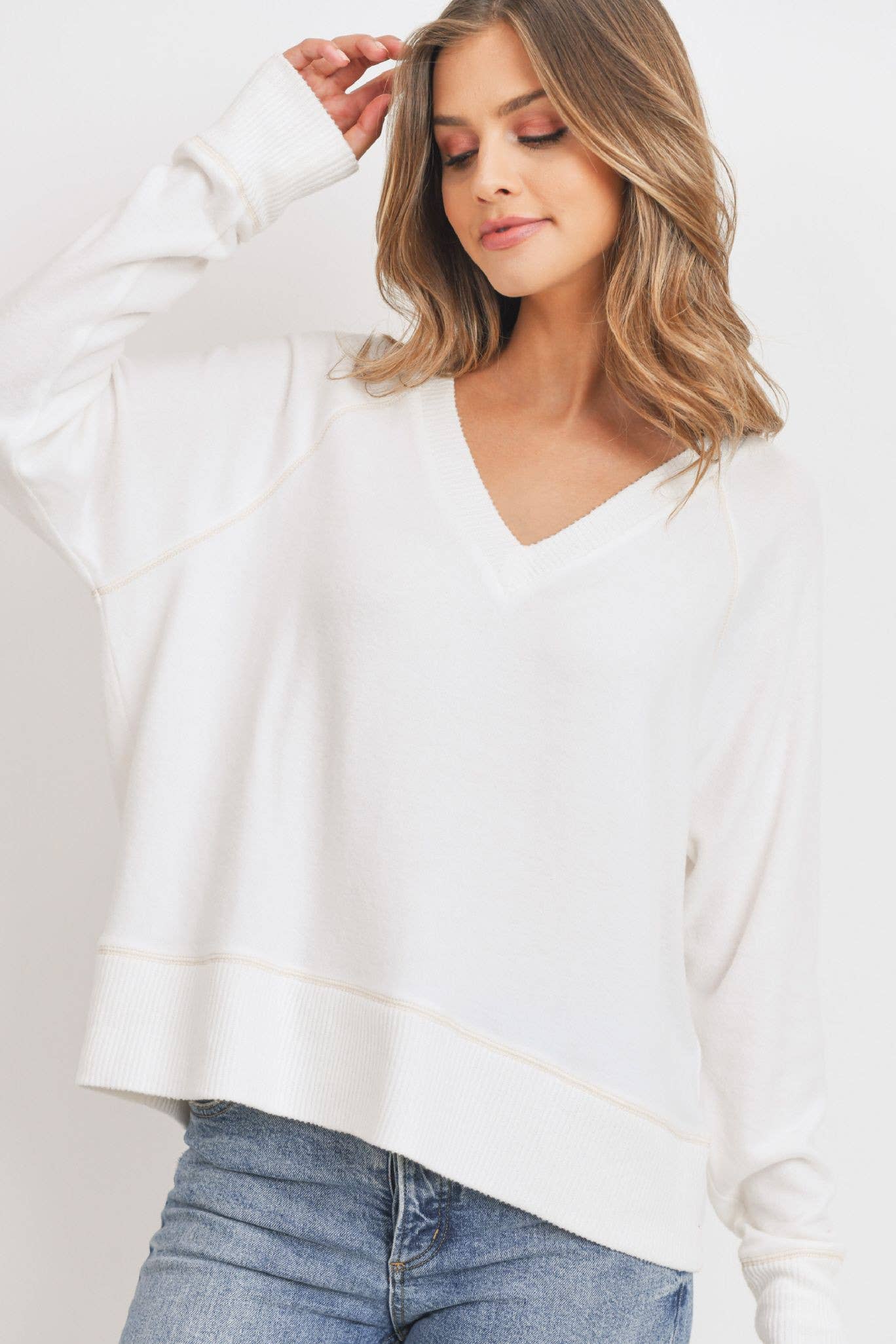 Long Sleeve Raglan V-Neck Sweater - Ivory