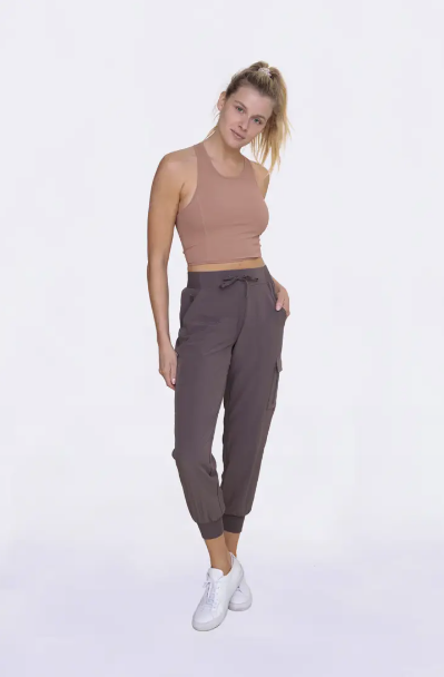 High-Waisted Capri Active Joggers with Pockets - Cocoa - Last One - Size 3XL